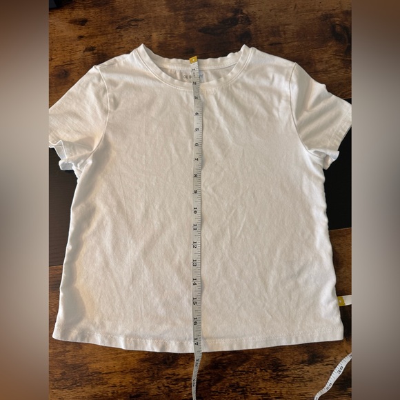 Small Old Navy “Bestee” T Shirt - Picture 3 of 7